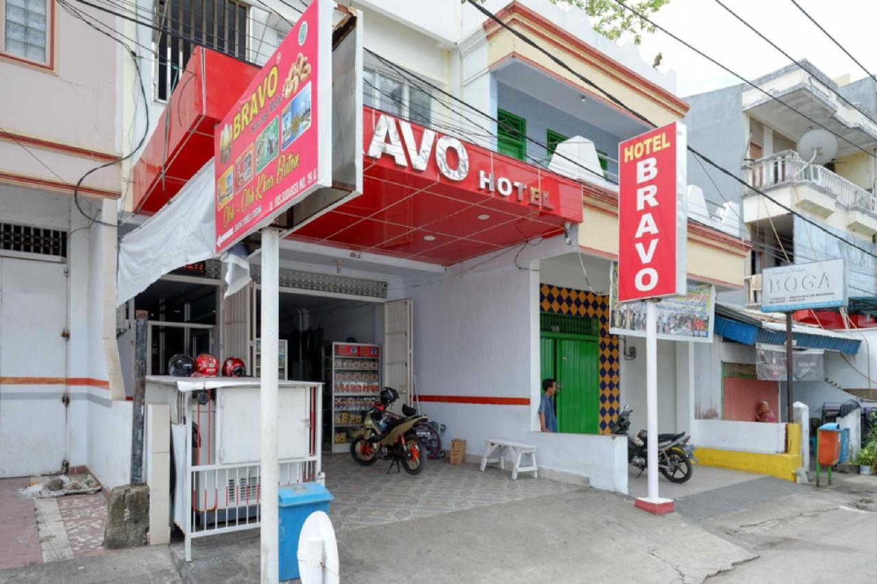 RedDoorz @ Hotel Bravo Pantai Kamali Bau Bau Baubau Exterior foto